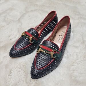 Valeria Italy leather Perforated Flats horsebit mocassin size 39 8.5 9
